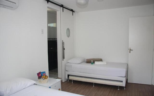 Quarto privativo em condomínio