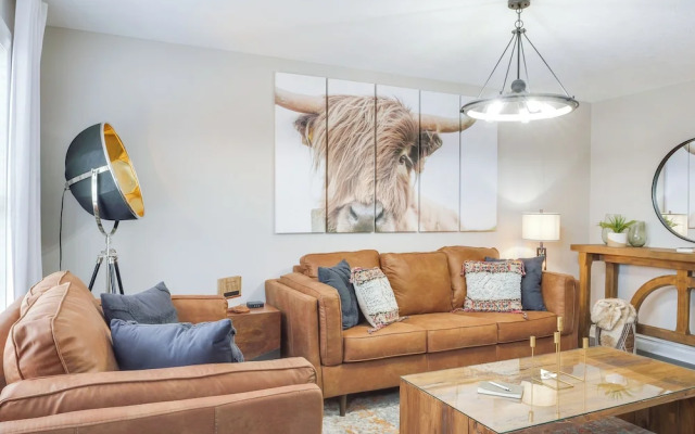 Modern Townhome: Walk to Tennessee Tech University