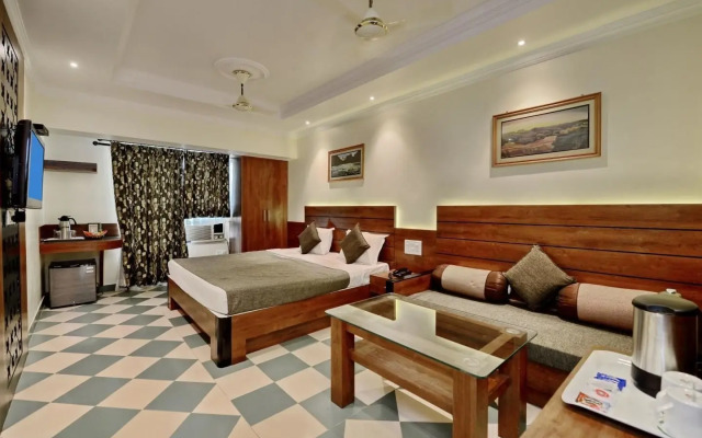 Hotel Pushpak