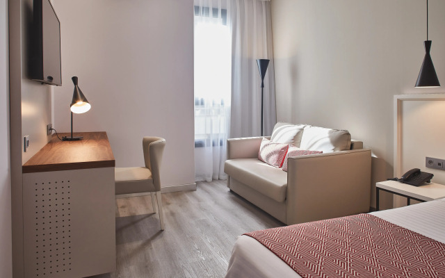 Hotel Silken Rona Dalba