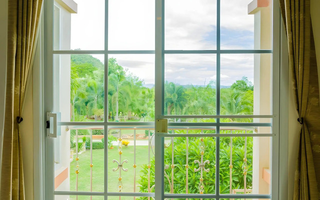 Suannoina Resort
