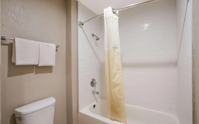 Econo Lodge Vallejo Fairgrounds