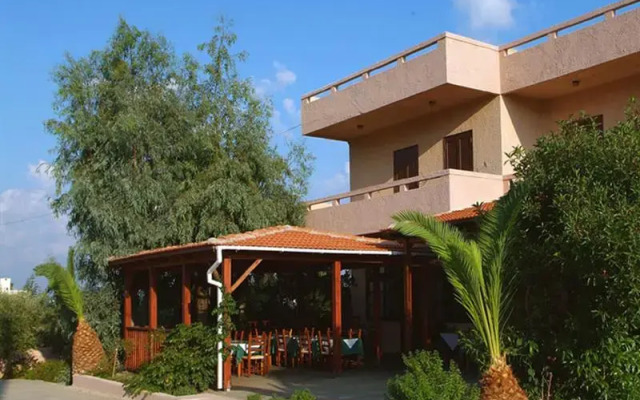 Irini Hotel
