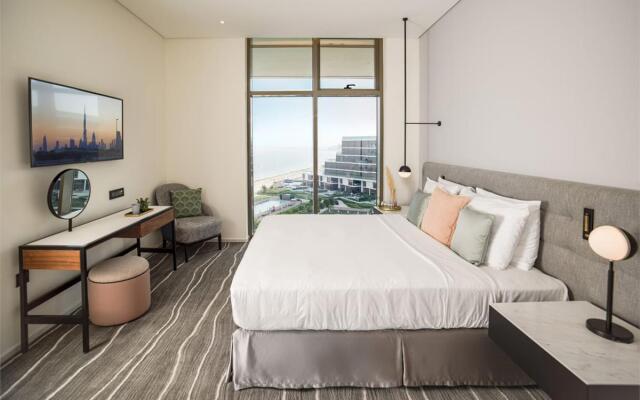 Th8 Palm Dubai Beach Resort, Vignette Collection, by IHG