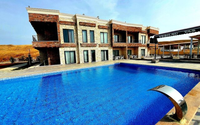 Yeşilsu taş konağı