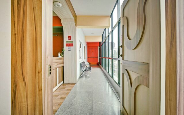 Sri Sai Guru Comforts By OYO Rooms