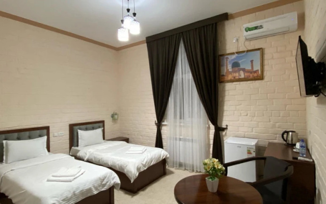Hotel Almaz Plaza