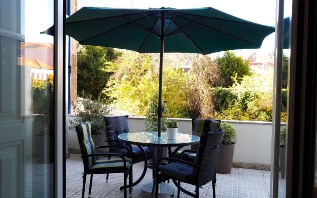 Cool Terrace Apartment