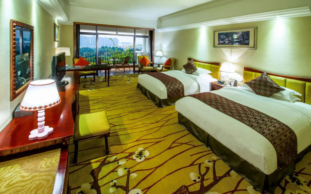 Guangzhou Phoenix City Hotel