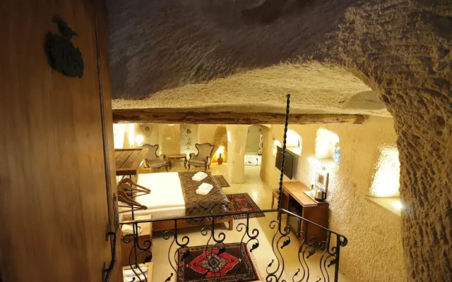 Georgios Cave Cappadocia