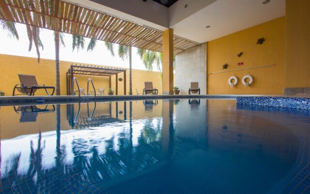 Holiday Inn Express Nuevo Laredo by IHG