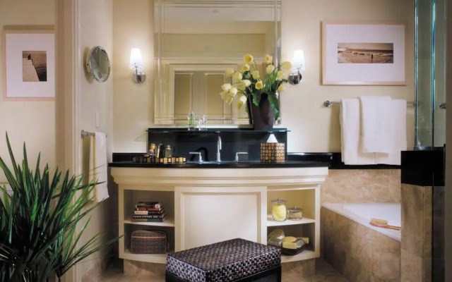 Four Seasons Residences