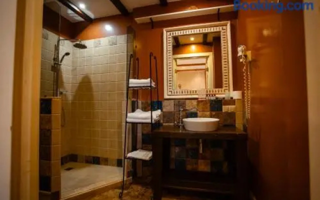 Piazza Boutique Hotel