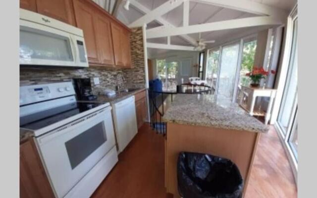 Unit 11-Treetop 2 Bedroom Villa