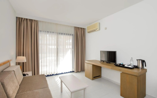 Sol Sancti Petri Apartamentos