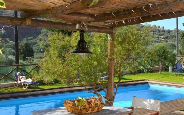 The Traditional Homes of Crete - Almond Tree Villas