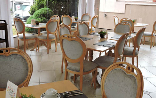 Bristol Upper Hotel