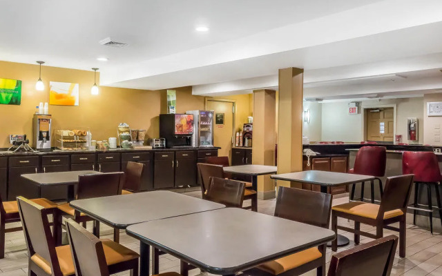 Quality Inn Philadelphia Airport