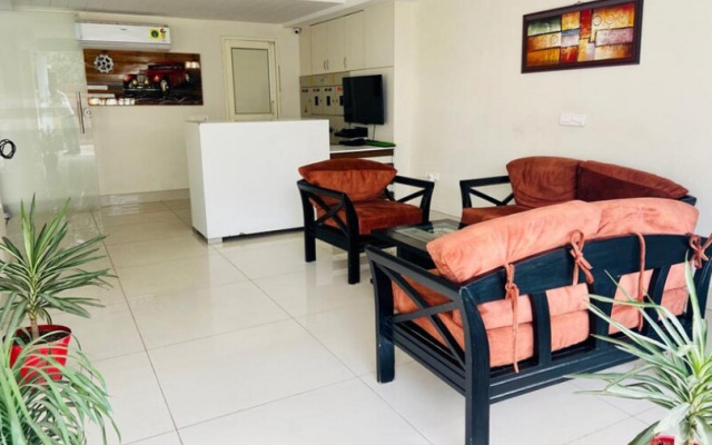 BluO Classic Studio DLF Golf Course Road