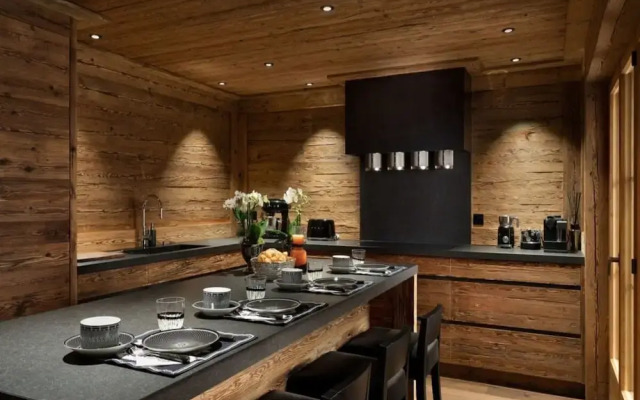 Spacious Chalet With Private Pool