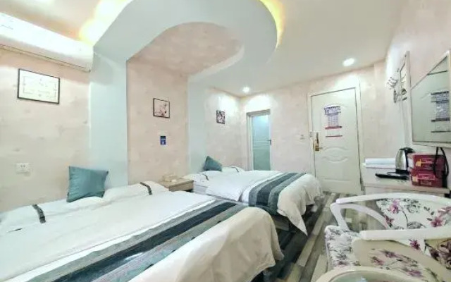 Daily Hotel