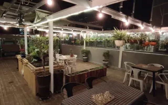 Sheng 45 Youth Hotel