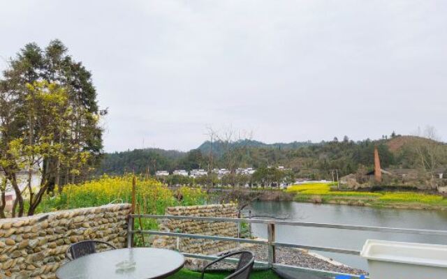 Wuyuan Shuizhu Qingyuan Homestay