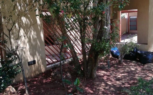 Naisar's Apartments Primrose,Johannesburg