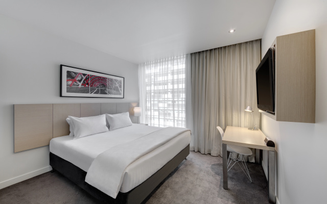 Travelodge Hotel Melbourne Docklands – Guest Rooms – Melbourne