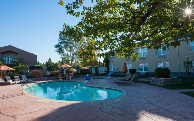 Hotel Indigo Napa Valley