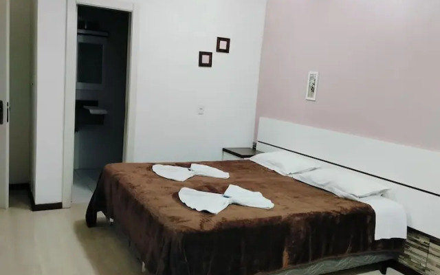 Pousada Essência Plátanos