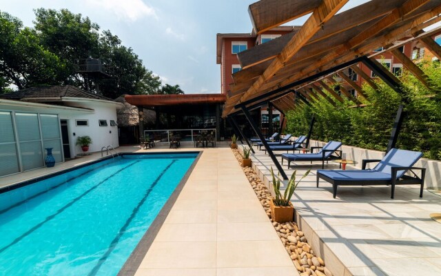 A'lure Hotel & Residences