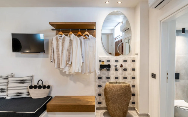 Amer Suites Fira