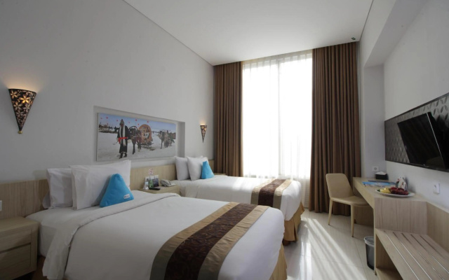 Megaland Hotel – Guest Rooms – Surakarta