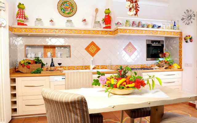 Villa Mary Suites