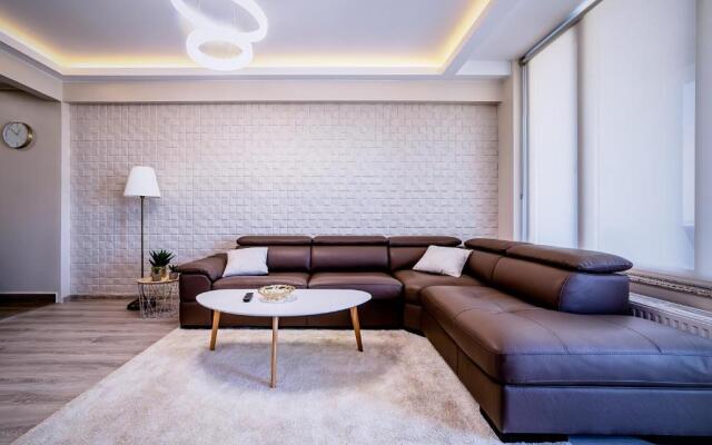 Penthouse Chic by Landev