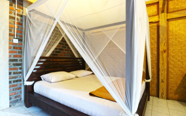 Indopurejoy House