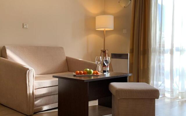 Banderitsa Apartments