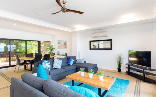 Absolute Airlie - Airlie Beach