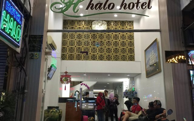Halo Hotel