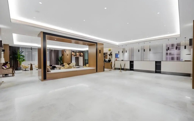 Homeinn Hotel (Wuxi Nanchan Temple Sanyang Square)