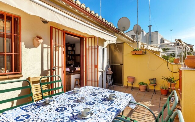 Quaint Apartment in Granda With Terrace