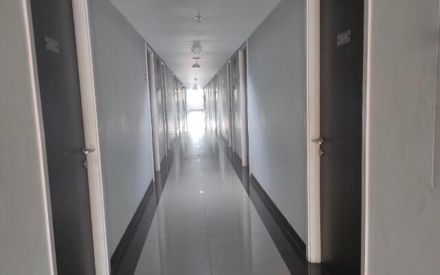 Ravanza Room at Apartemen Student Castle