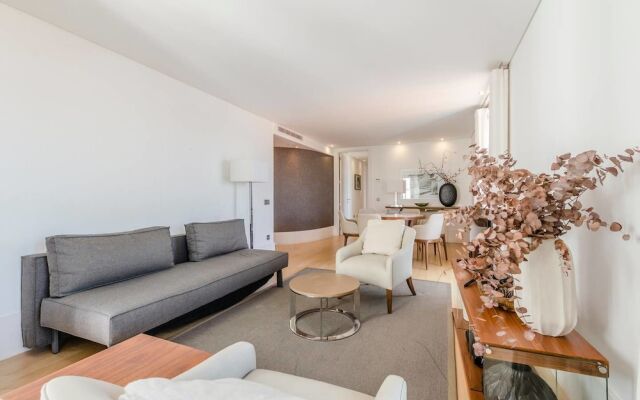 Spacious Apartment in Alfama With a Great View