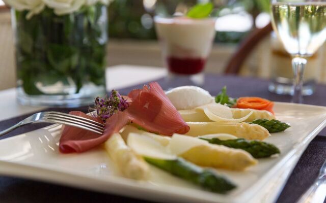 Logis Hôtel Arc en Ciel