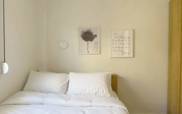 Amber Studios & Suites by halu