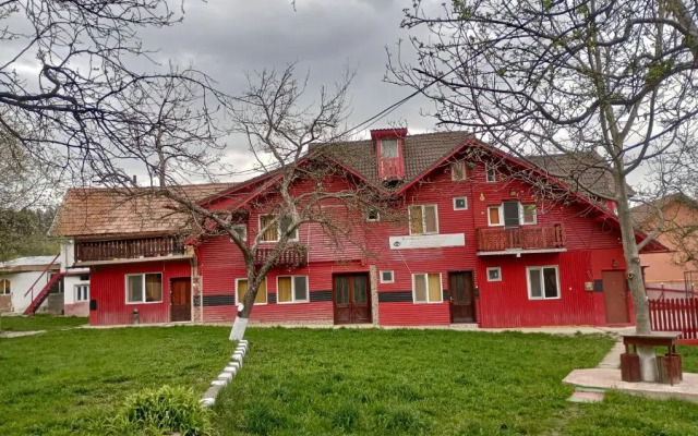 Pensiunea Irina 3