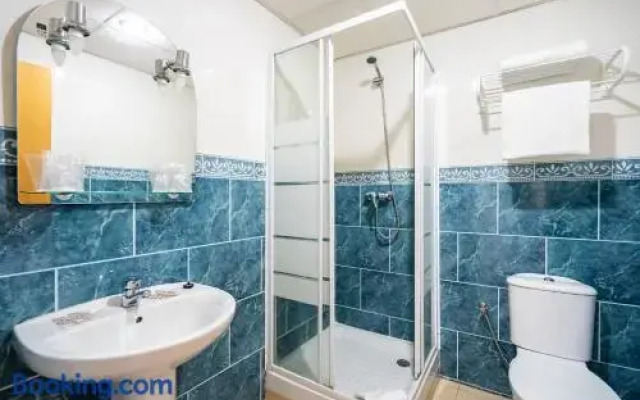 Hostal Residencial RR