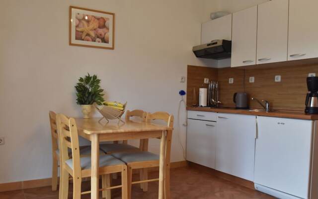 Luxurious Apartment in Vodice With Garden