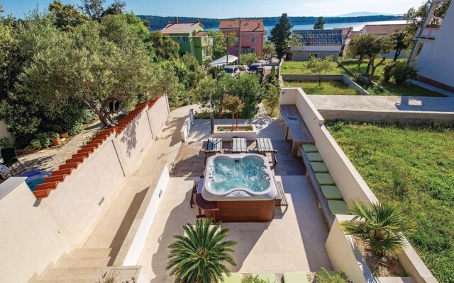 Awesome Home in Barbat with Hot Tub, WiFi, 4 Bedrooms